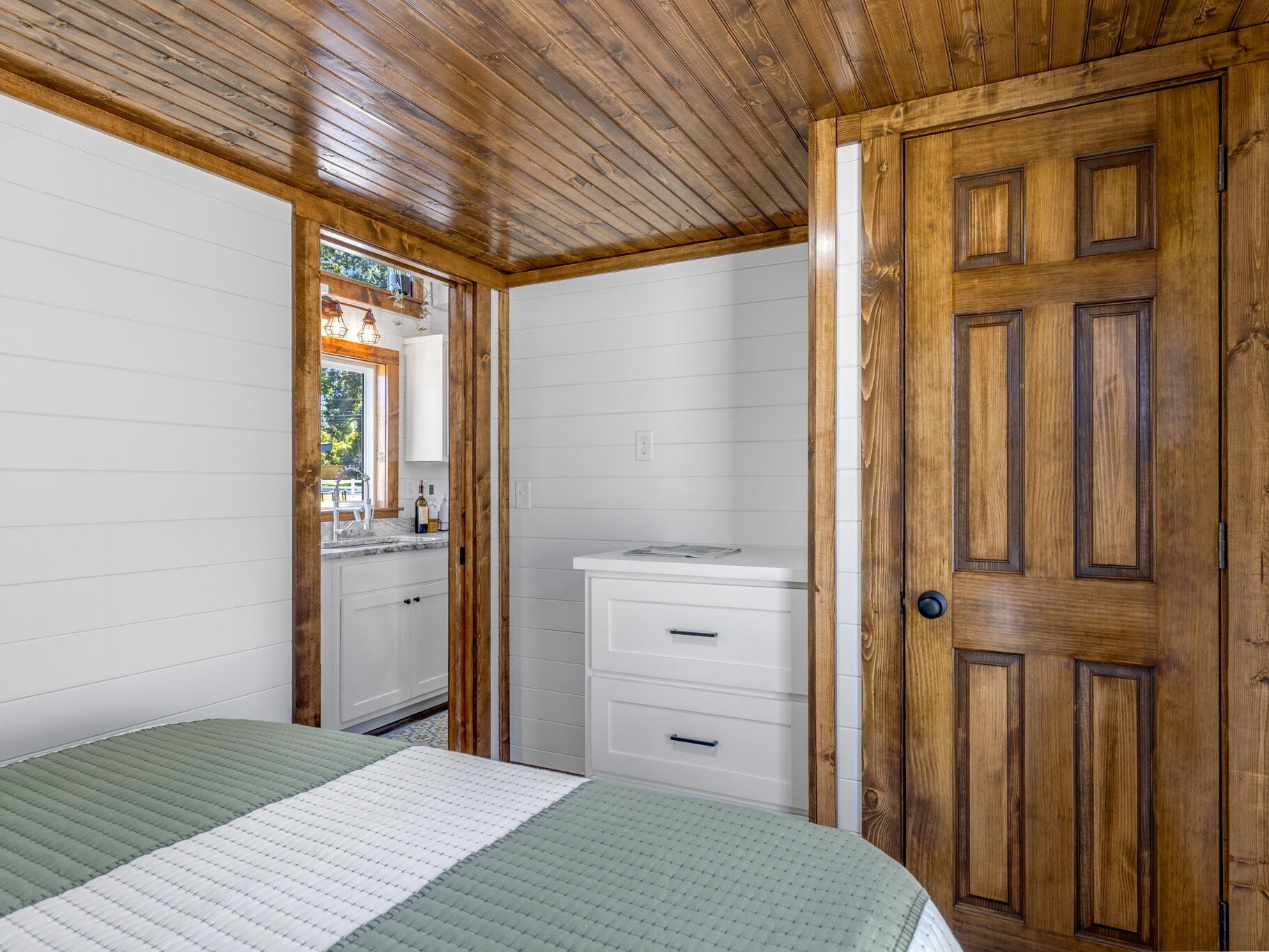 Tinde Bedroom