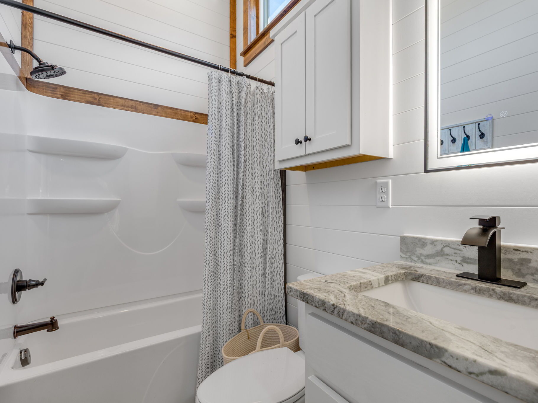 Tinde Bathroom