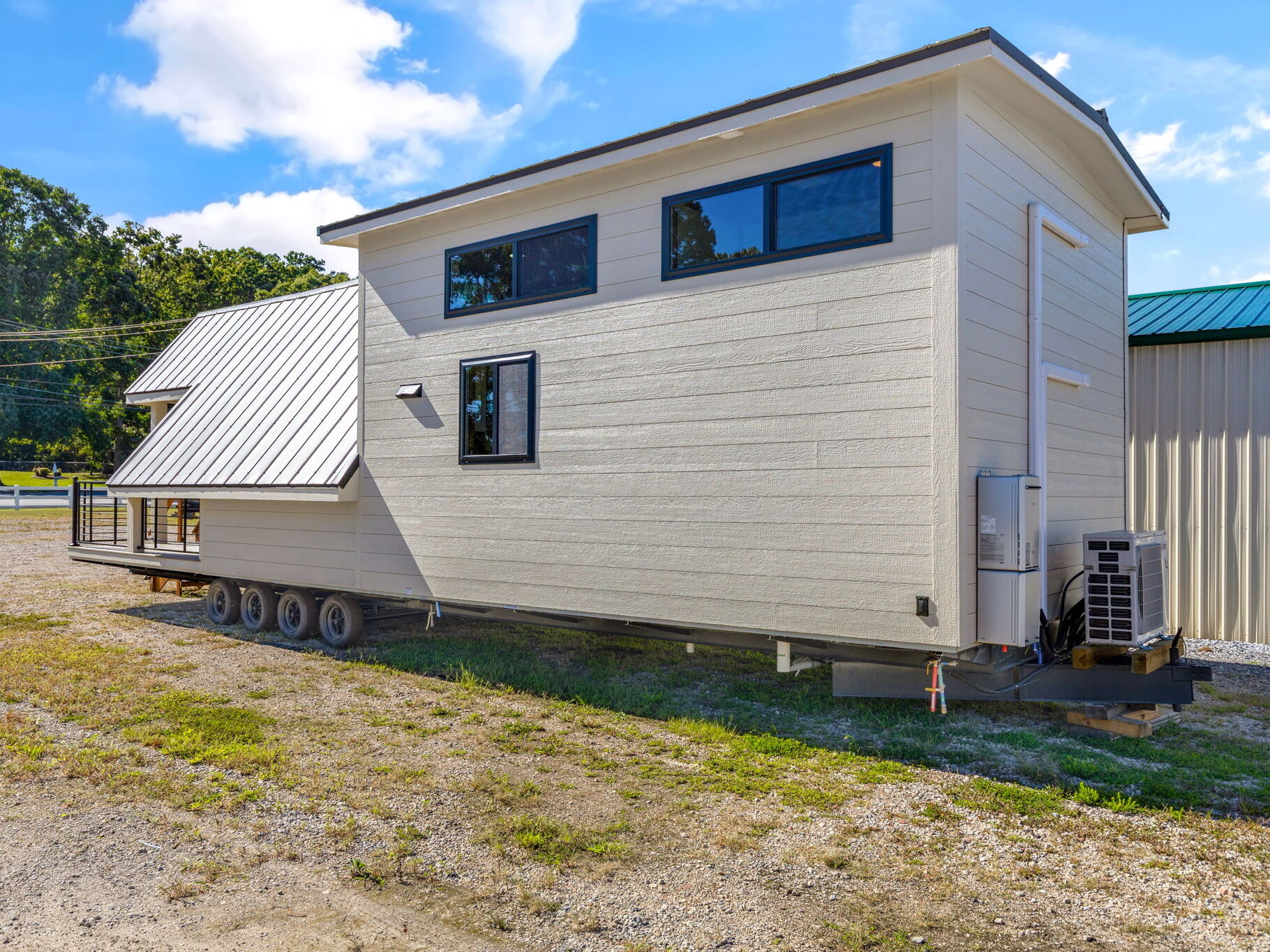 Tinde Exterior