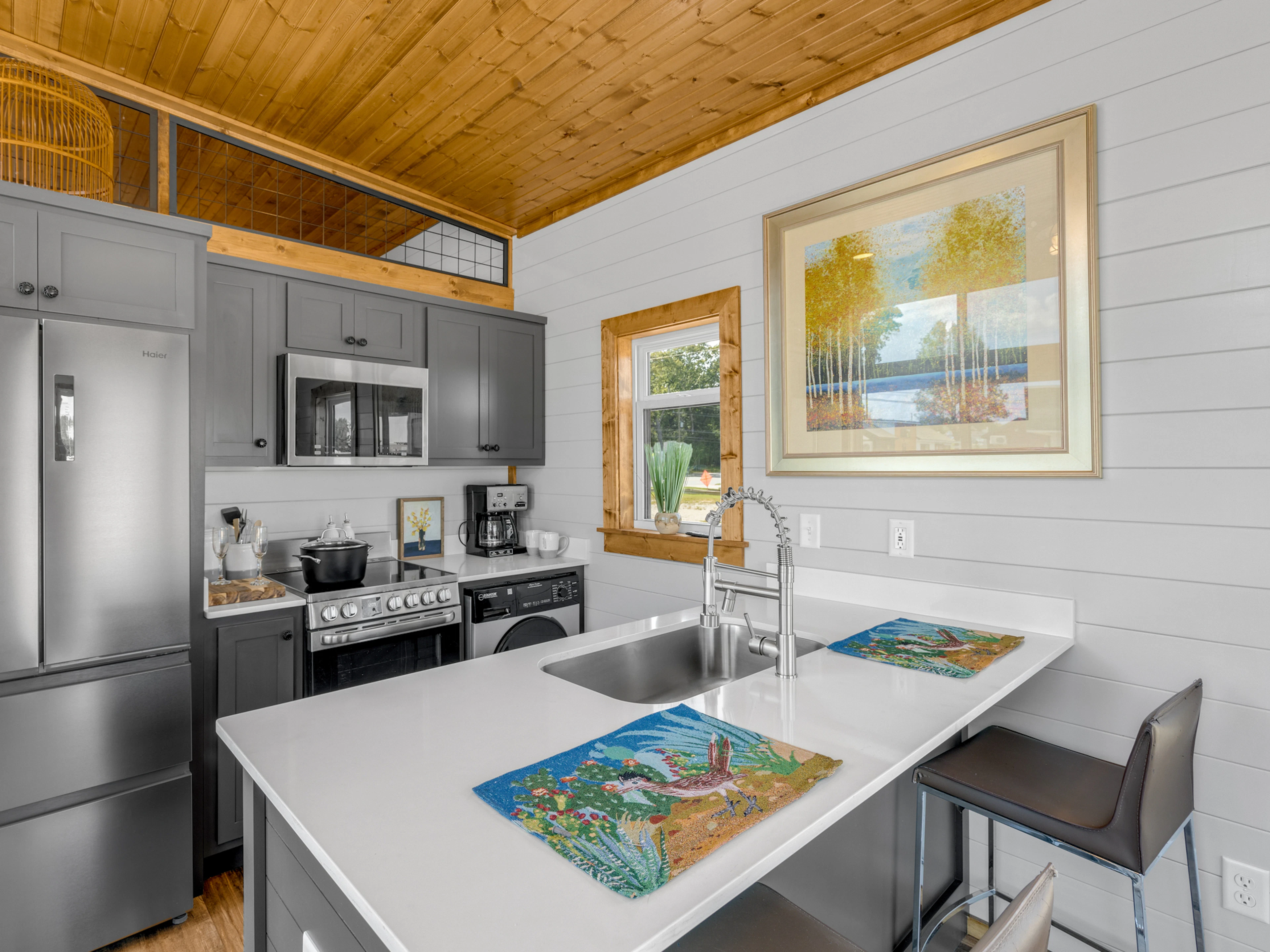 Mesa — Kitchen
